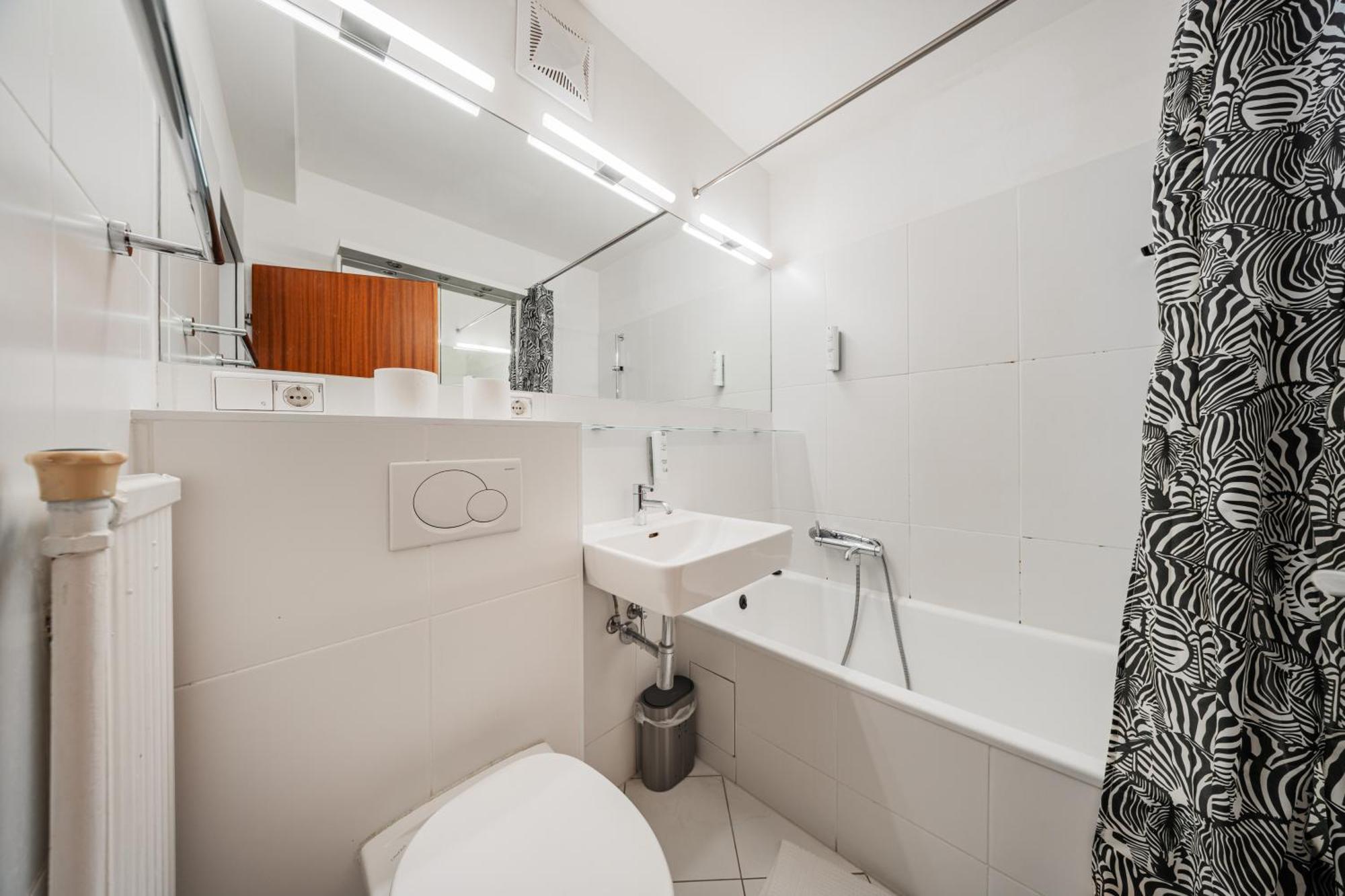 Ferienwohnung Studio Next To Karlskirche #17 Wien Exterior foto