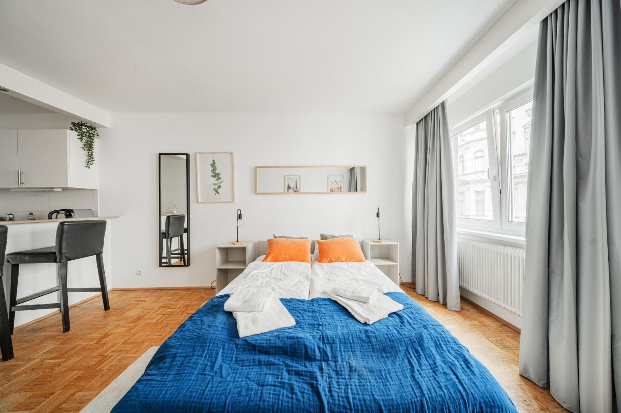 Ferienwohnung Studio Next To Karlskirche #17 Wien Exterior foto
